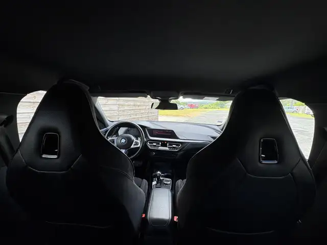 BMW 1 Series view 27