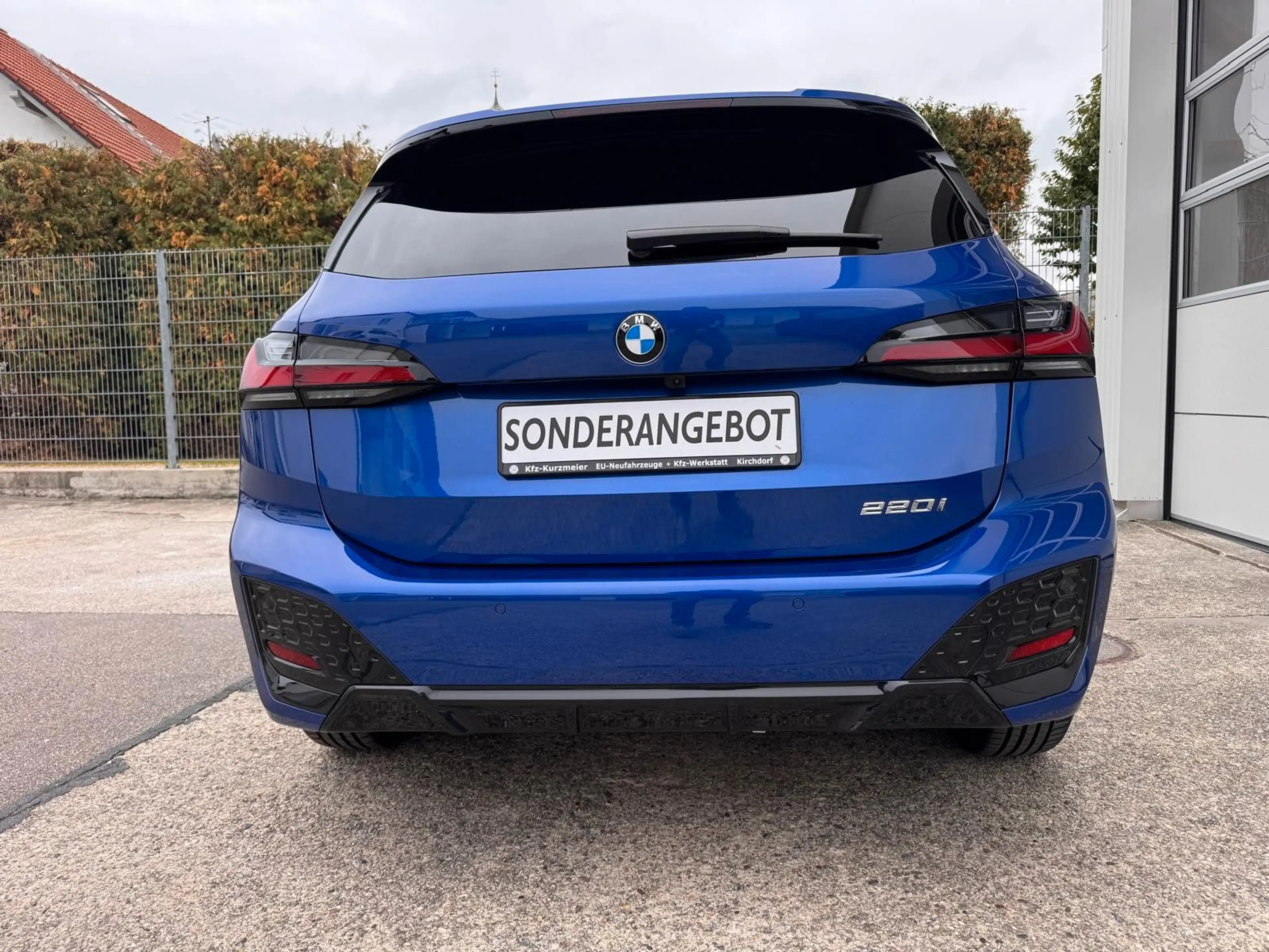 BMW 220 i Steptronic DCT M-Paket AHK — photo 9