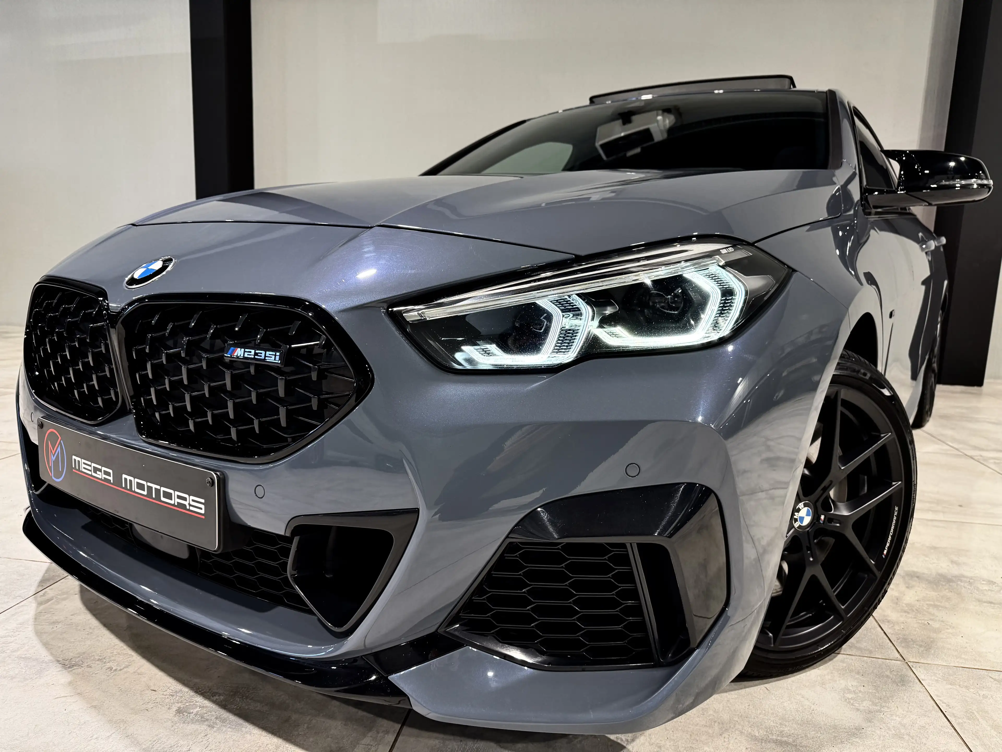 BMW 235 iAS 306CV X-DRiVE B.AUTO8+F1 PANO HUD NAVi CARPLAY — photo 3