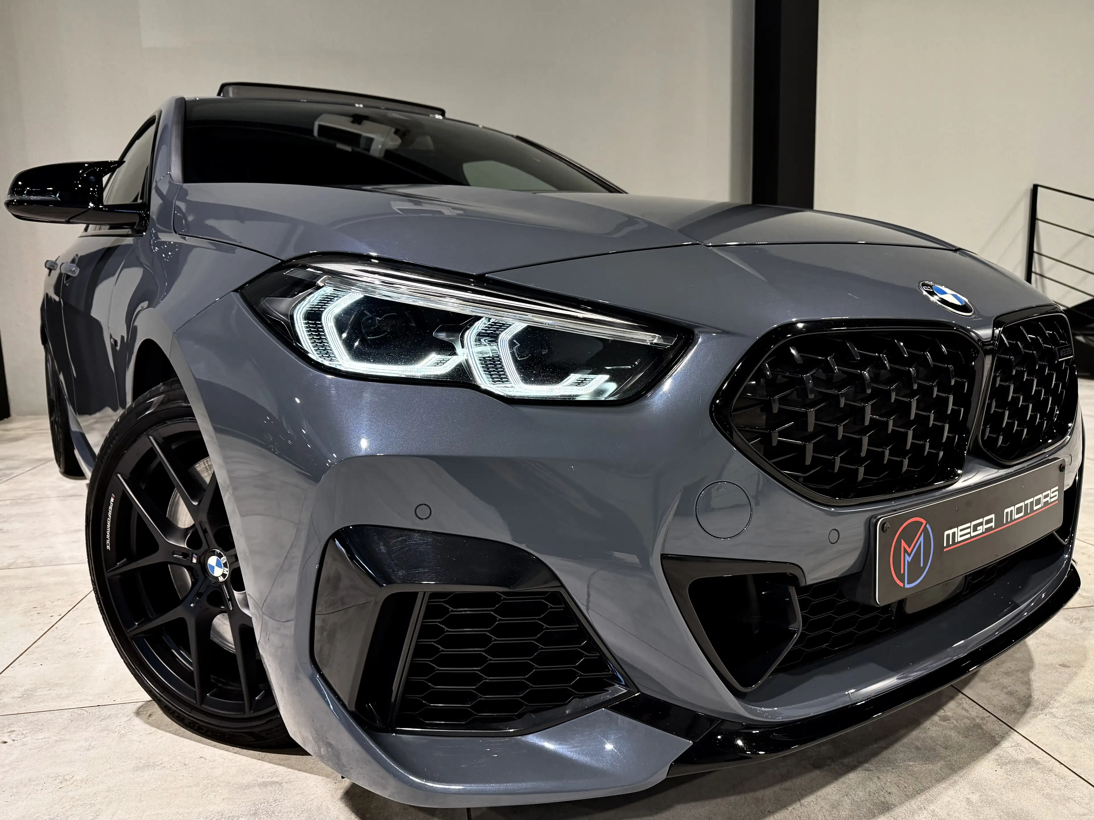 BMW 235 iAS 306CV X-DRiVE B.AUTO8+F1 PANO HUD NAVi CARPLAY