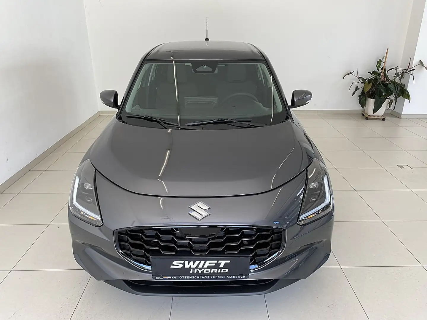 Suzuki Swift 83PS.Benzin  Flash-Ausstattung Grau - 2
