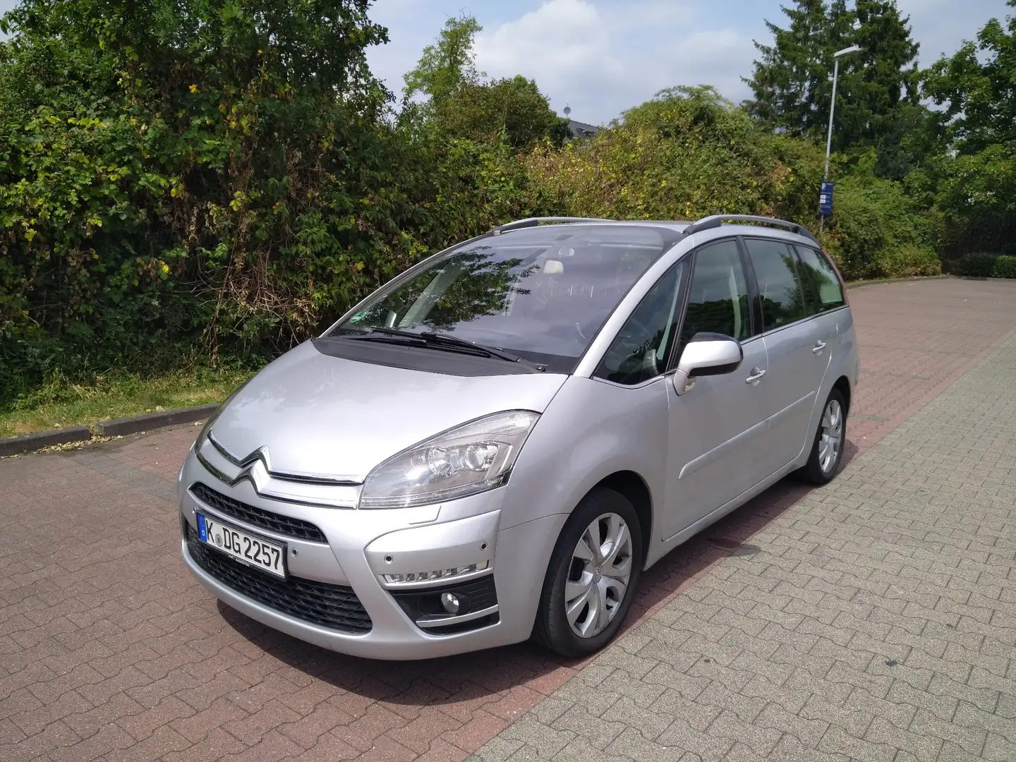 Citroen Grand C4 Picasso Exclusive Серый - 2