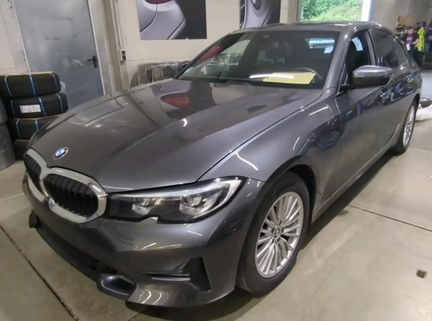 BMW 330 d Sport Line*GSD*Harman/K*LiveC*Ambien Gris - 1