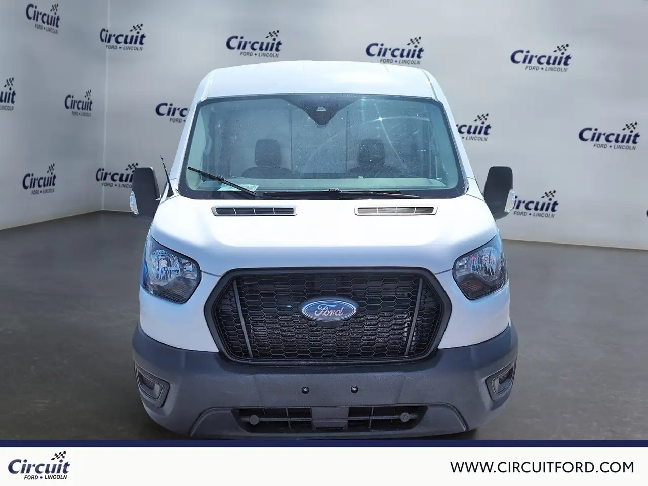 Ford Transit Cargo Van снимка Ford Transit Cargo Van