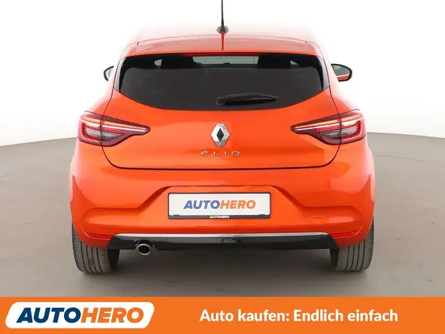 Renault Clio view 5