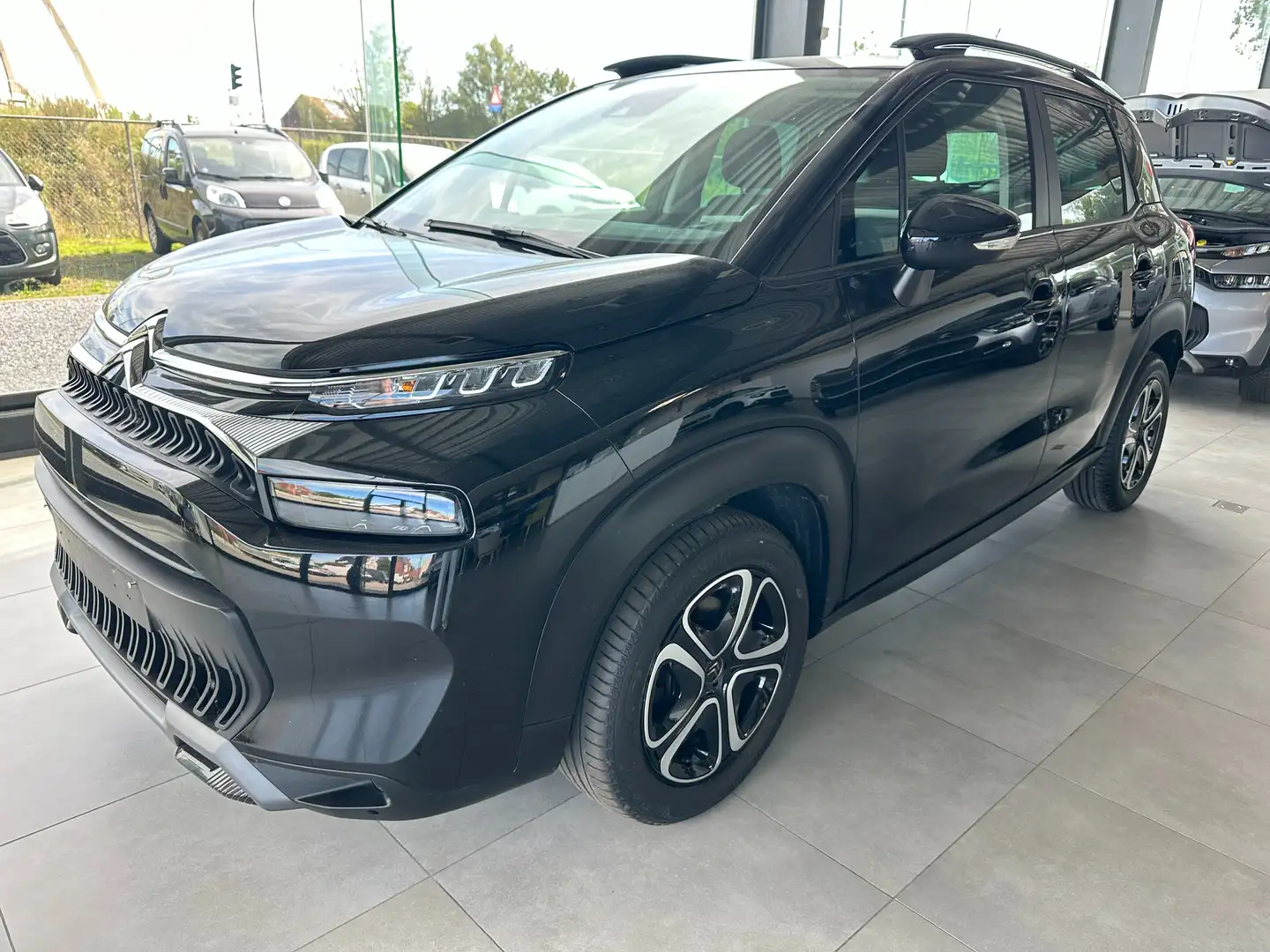 Citroen C3 Aircross 1.2 PureTech  110 PK Noir - 2