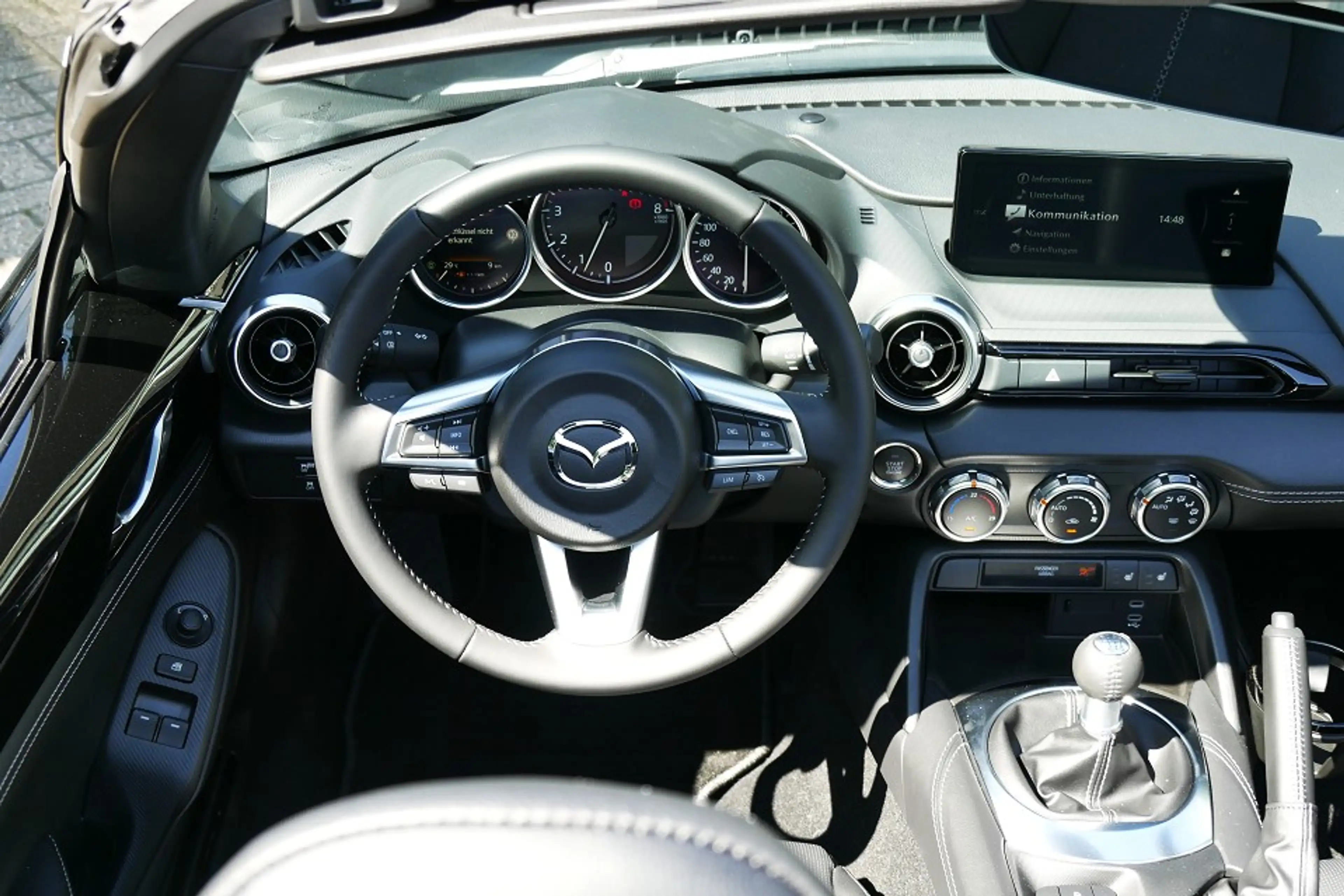 Mazda MX-5 1.5L SKYACTIV-G Exclusive-Line *Bose LED Navi SHZ* — photo 11