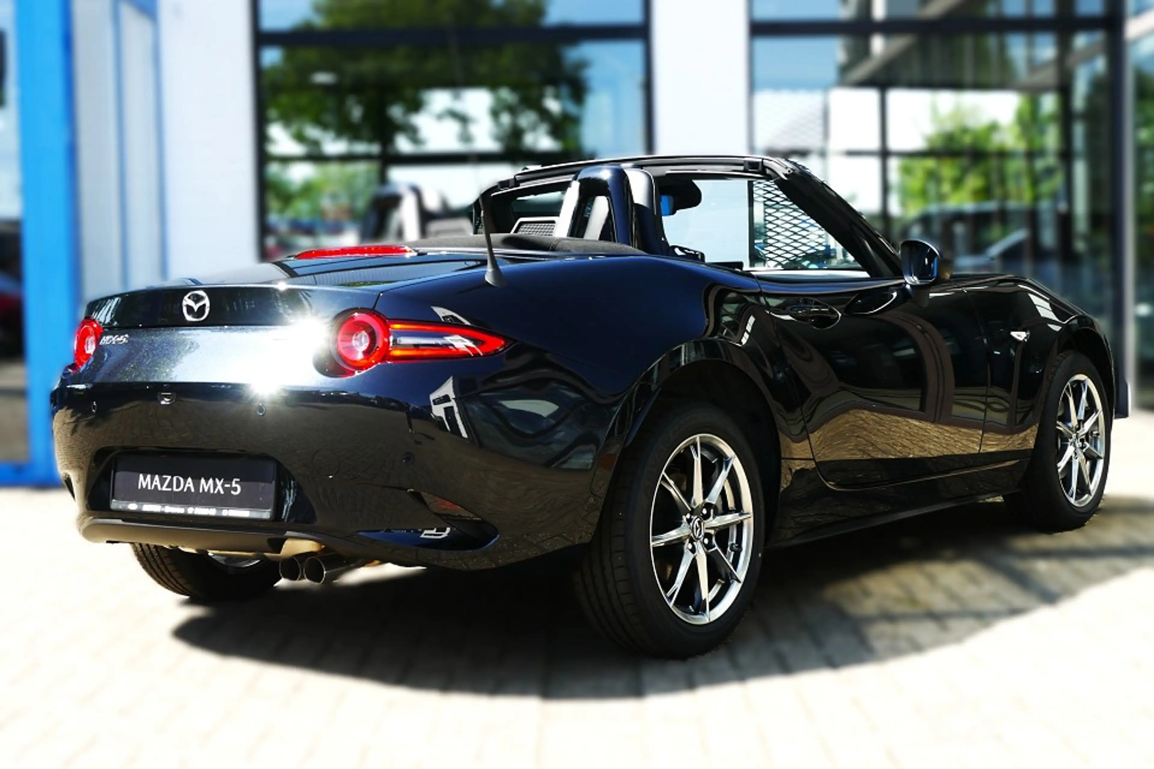 Mazda MX-5 1.5L SKYACTIV-G Exclusive-Line *Bose LED Navi SHZ* — photo 4
