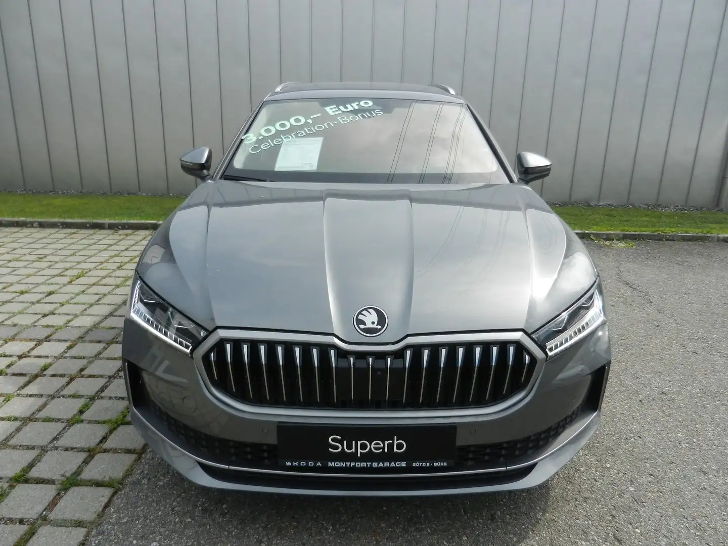 Skoda Superb Selection TDI DSG Grau - 2