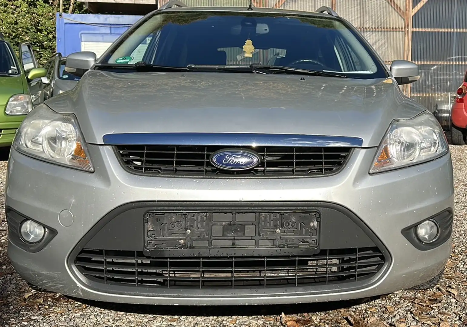 Ford Focus Style *** TÜV NEU ***Reifen Neu *** Silber - 1