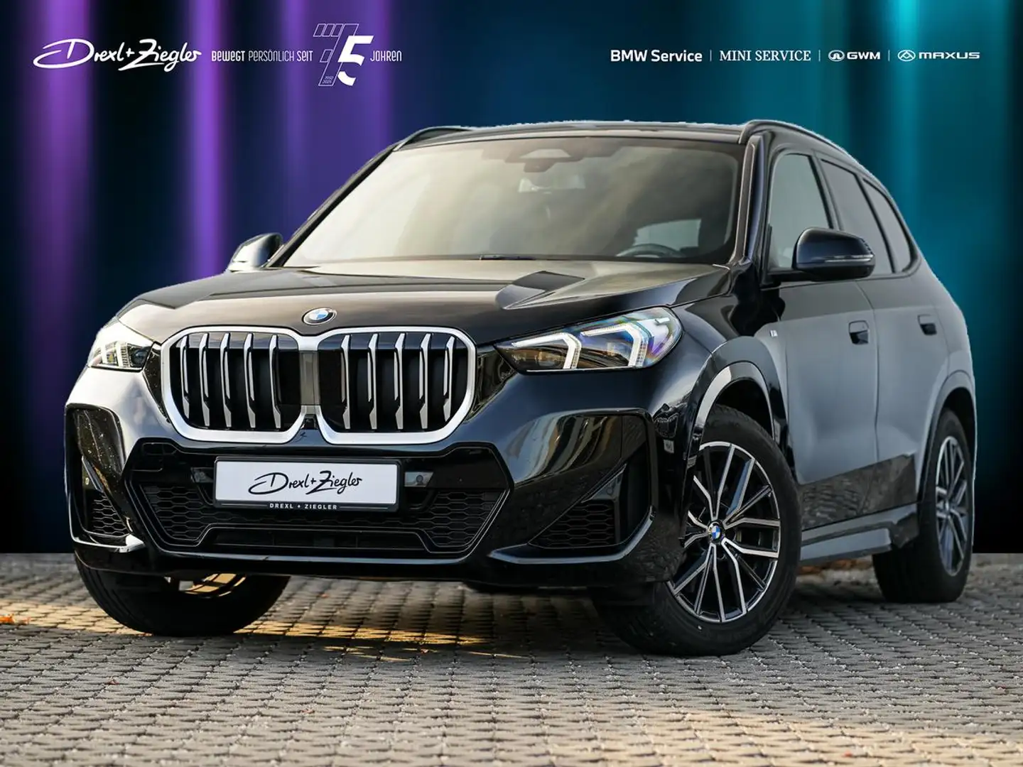 BMW X1 xDrive23i M-Sport AHK PANO ACC HuD H&K 360° Schwarz - 1