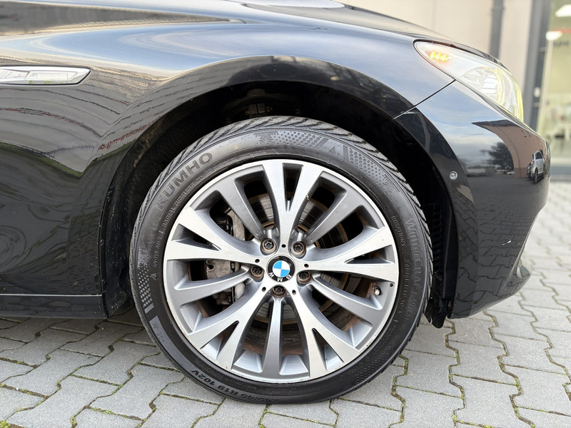 BMW 530 xDrive / M Paket / PANO / Leder — photo 15