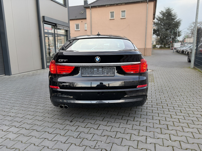 BMW 530 xDrive / M Paket / PANO / Leder — photo 11