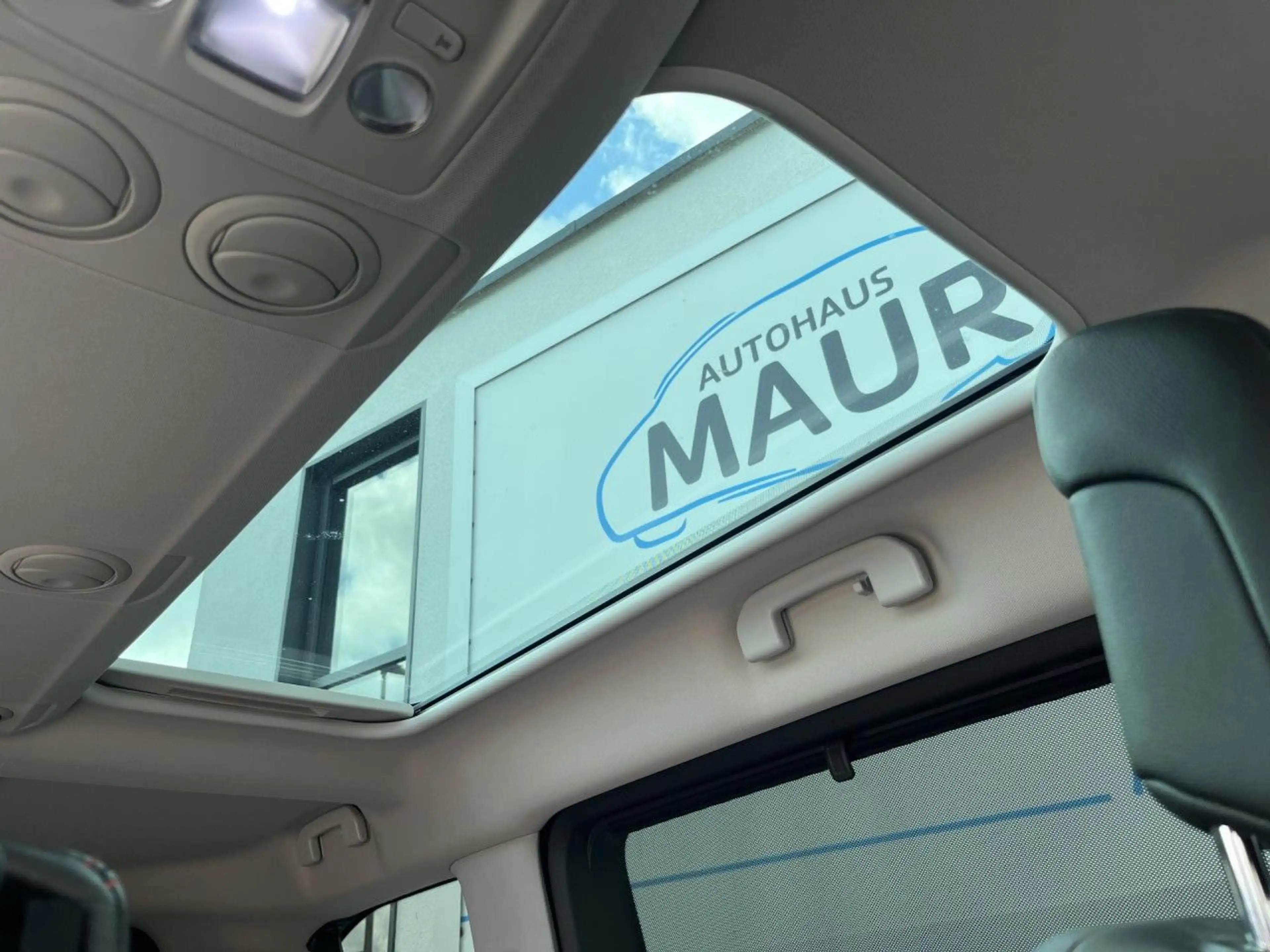 Peugeot Traveller 2,0 HDI Parvan Kassettenlift Standheizun — photo 12