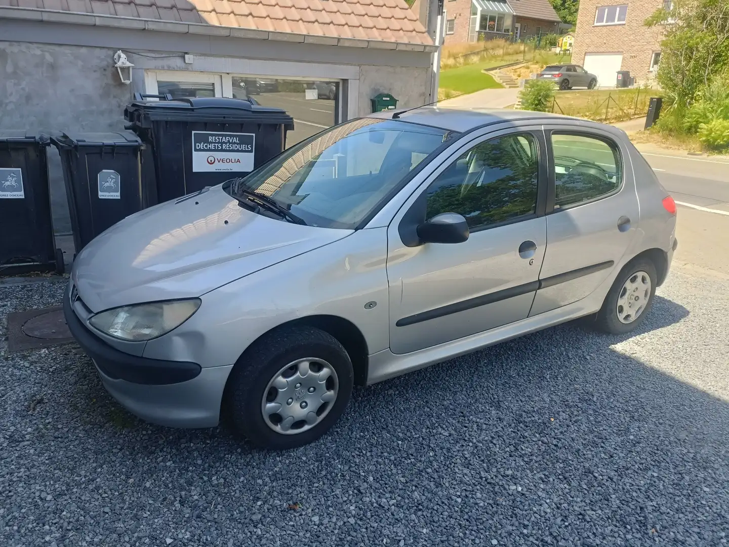 Peugeot 206 1.1i XR - 2