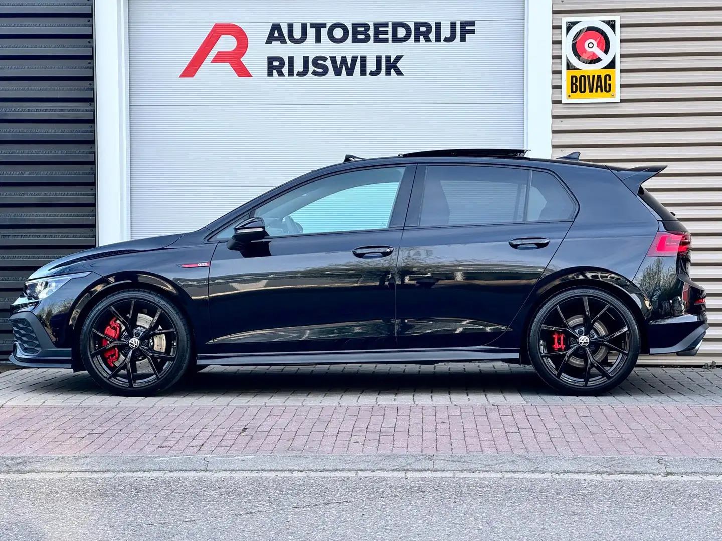 Volkswagen Golf GTI 2.0 TSI Nurburgring/Pano/H&K/Matrix Zwart - 2