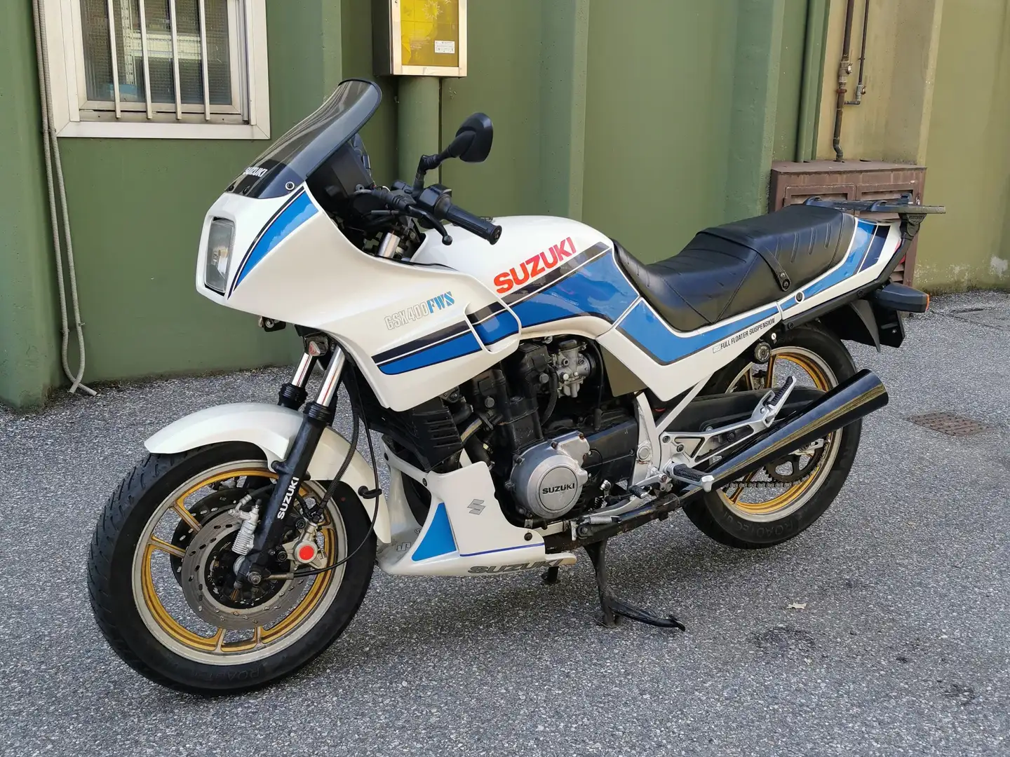 Suzuki GSX 400 FWS Bleu - 1