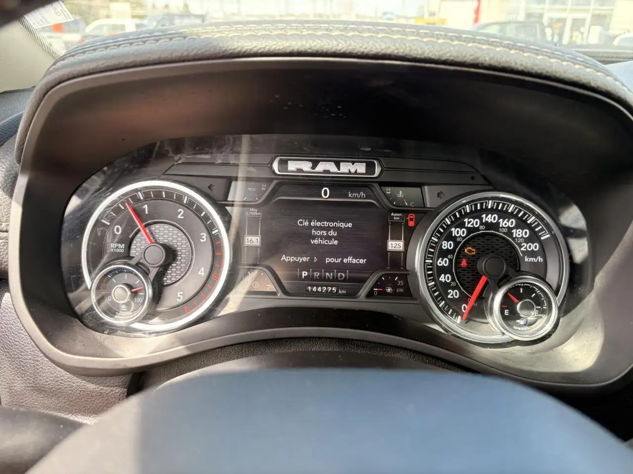 RAM 2500 снимка RAM 2500