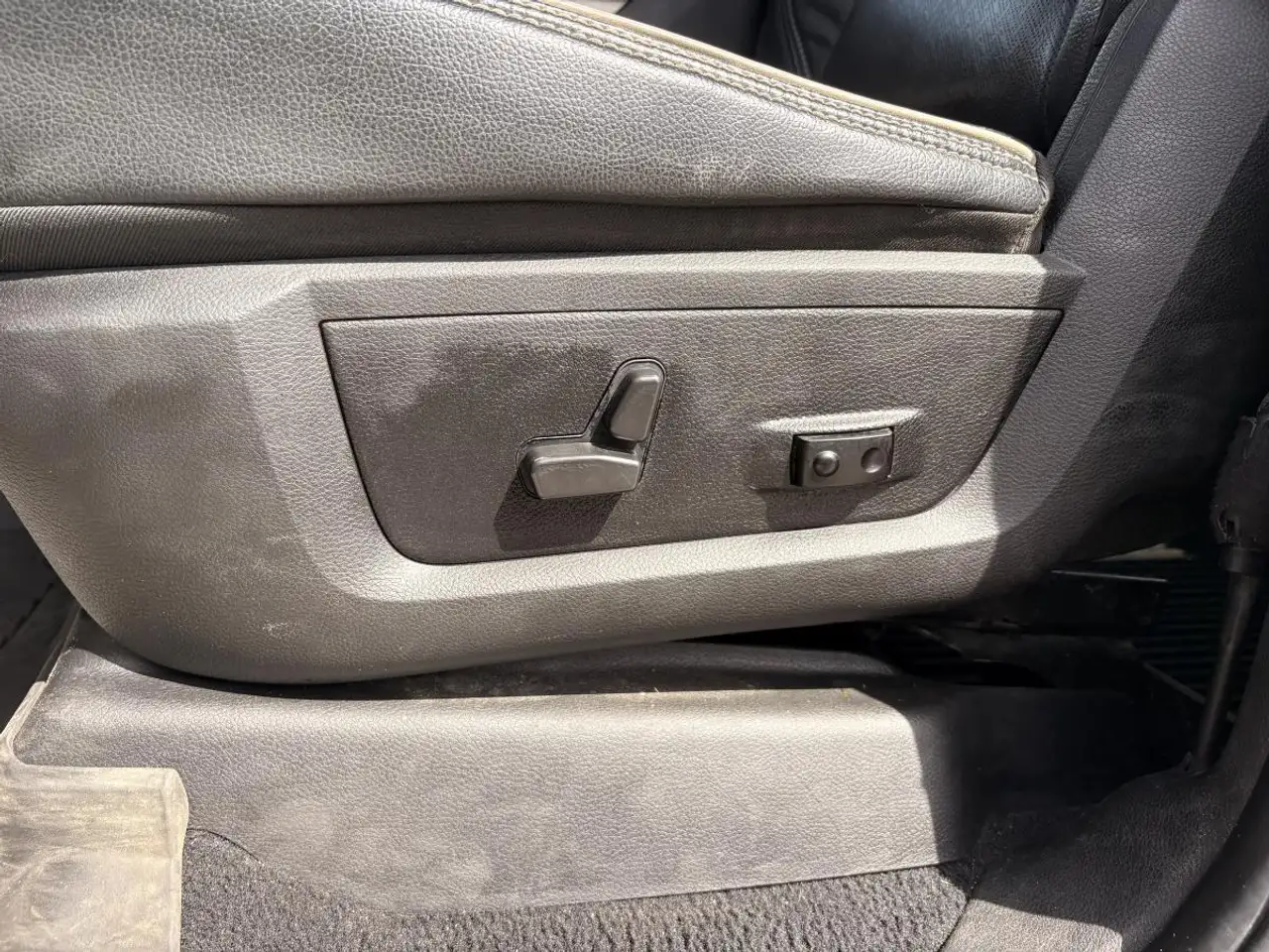 RAM 2500 снимка RAM 2500