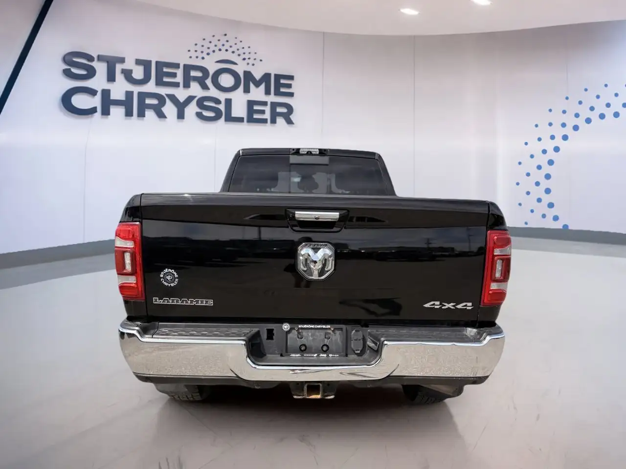 RAM 2500 снимка RAM 2500