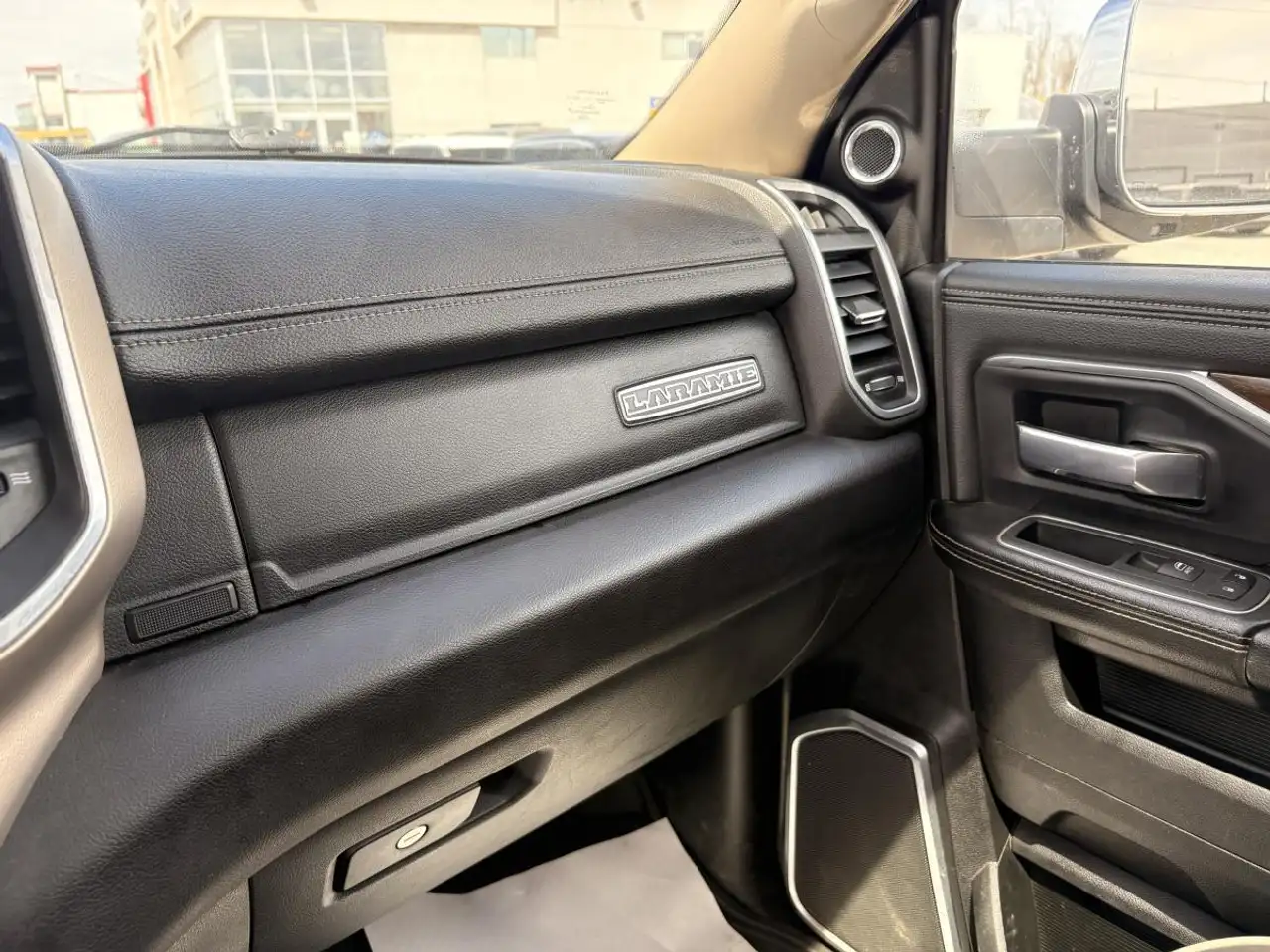 RAM 2500 снимка RAM 2500