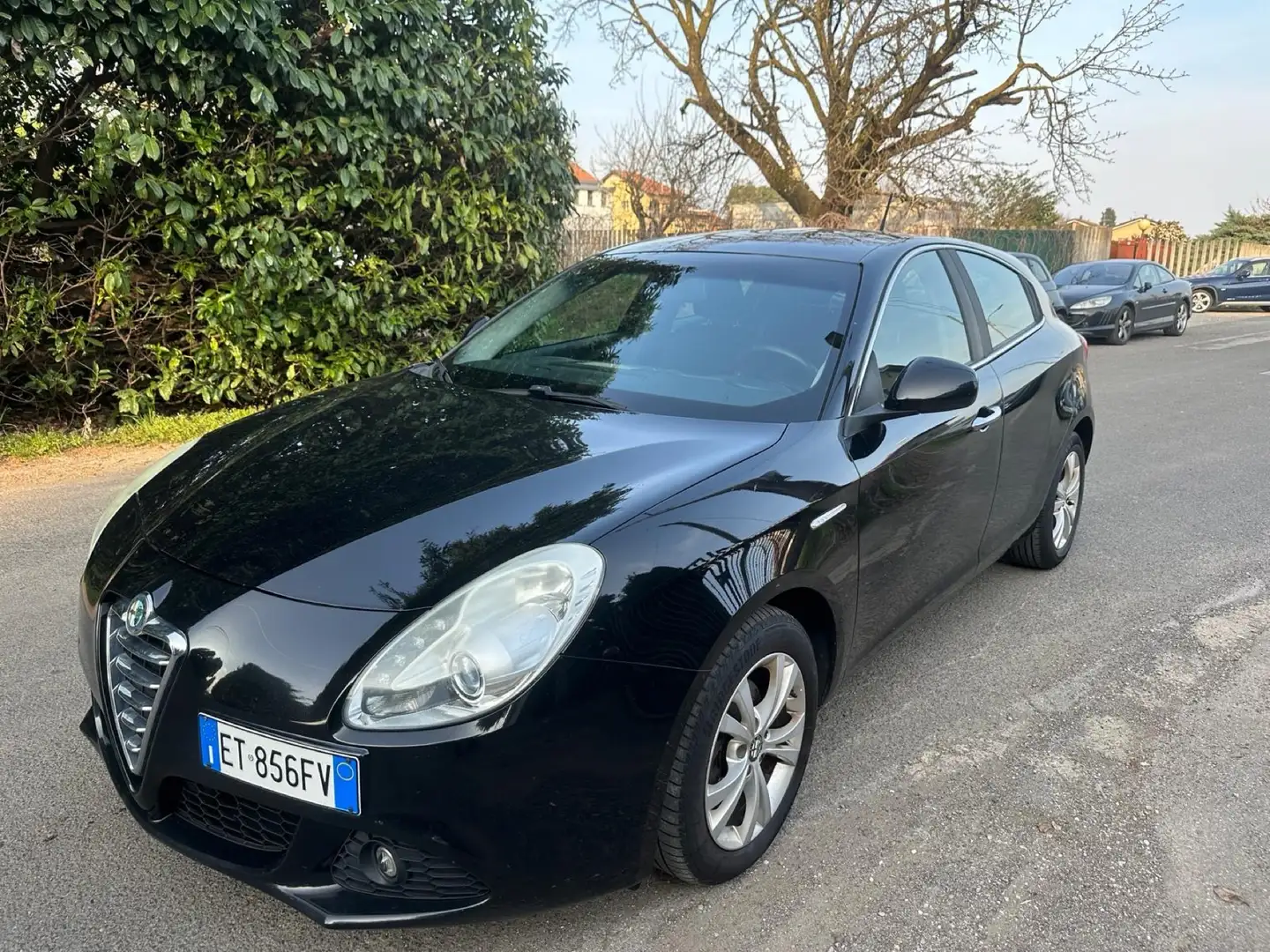 Alfa Romeo Giulietta 1.6 jtdm(2) Progression c/CL Nero - 1