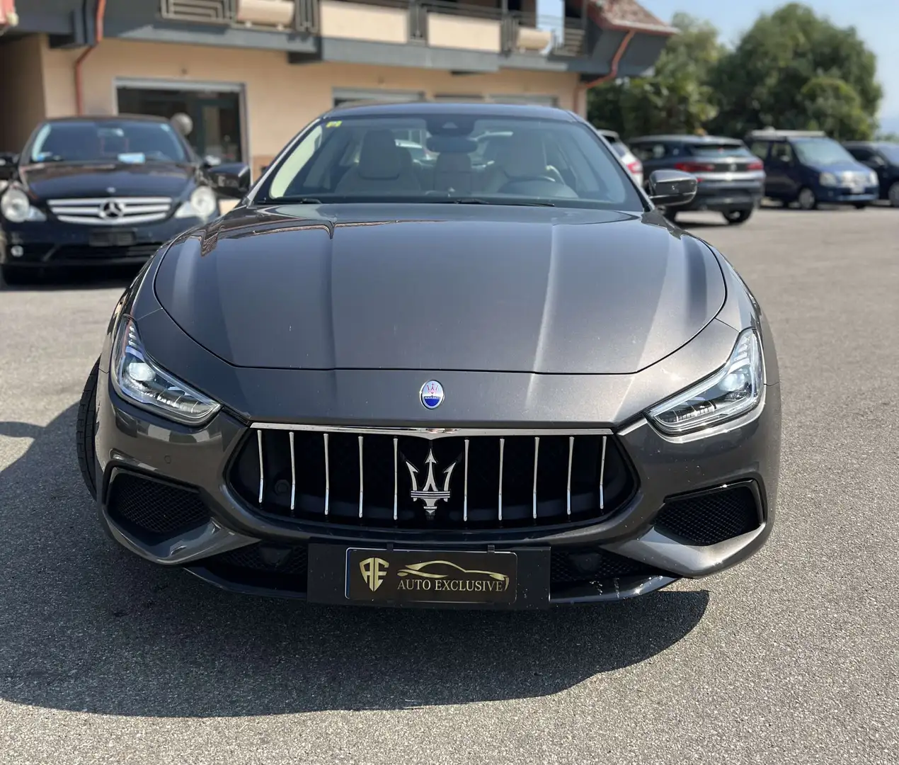 Maserati Ghibli 3.0 V6 bt Granlusso Q4 430cv auto my19 Grigio - 2