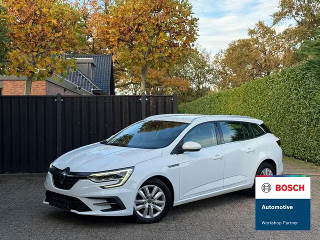 Renault Megane E-Tech Estate 1.6 Plug-In Hybrid 160 Business Zen