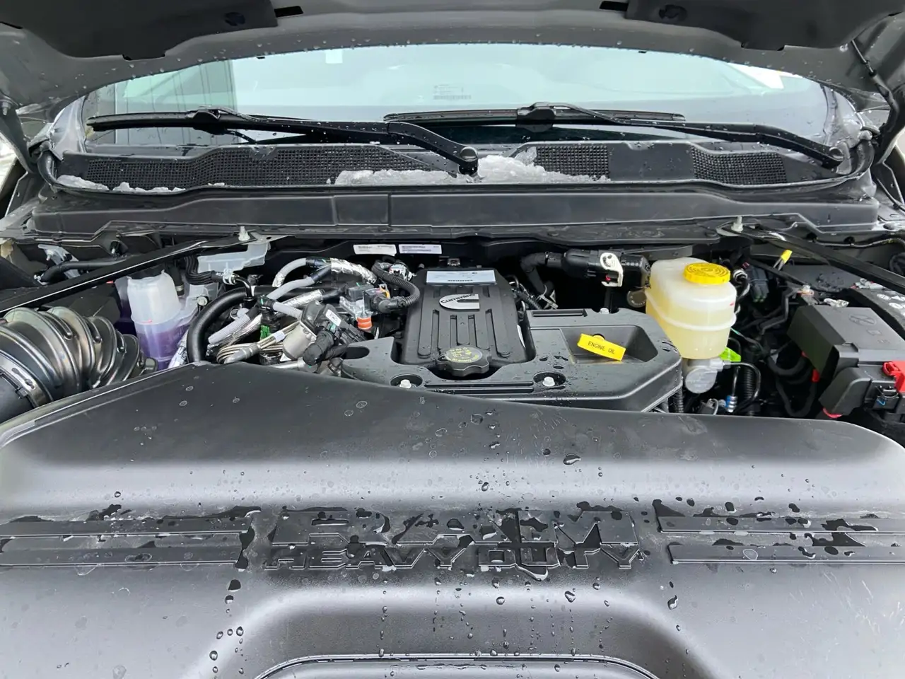 RAM 2500 снимка RAM 2500
