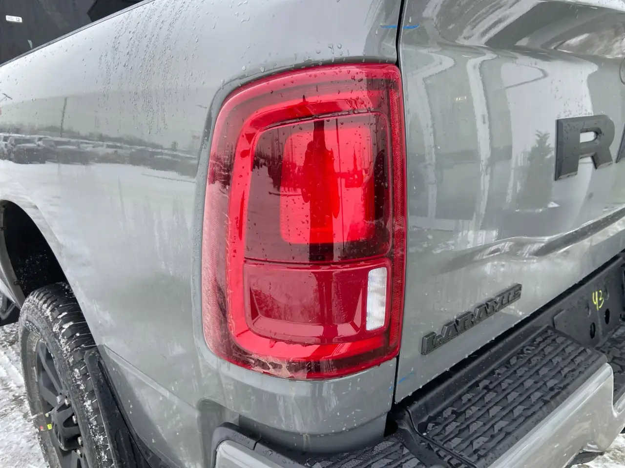 RAM 2500 снимка RAM 2500