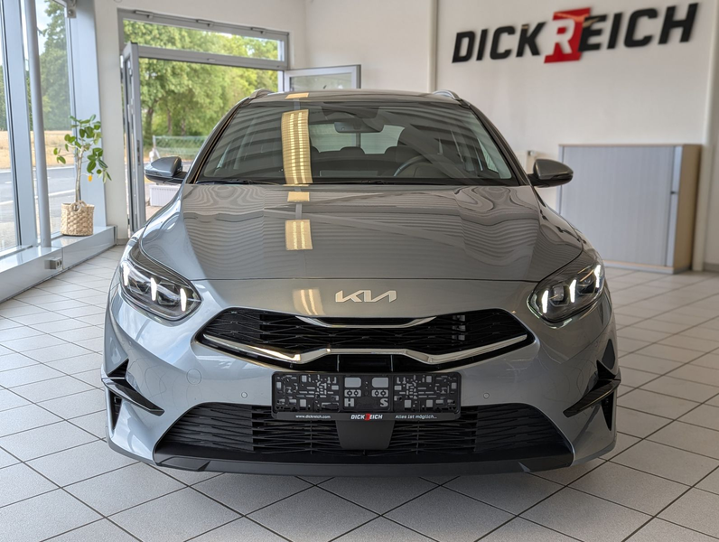 Kia Ceed / cee'd 1.5 SW Ultim Style-Pak JBL ACC 7J — photo 2