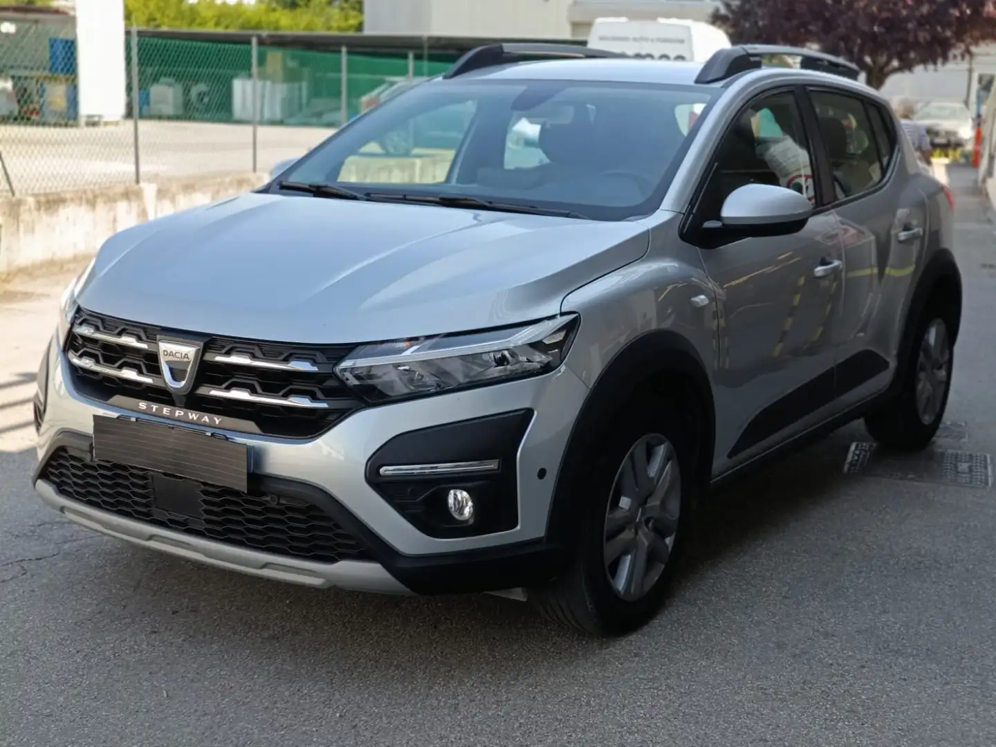 Dacia Sandero Sandero Stepway 1.0 tce Comfort Eco-g 100cv Grigio - 2