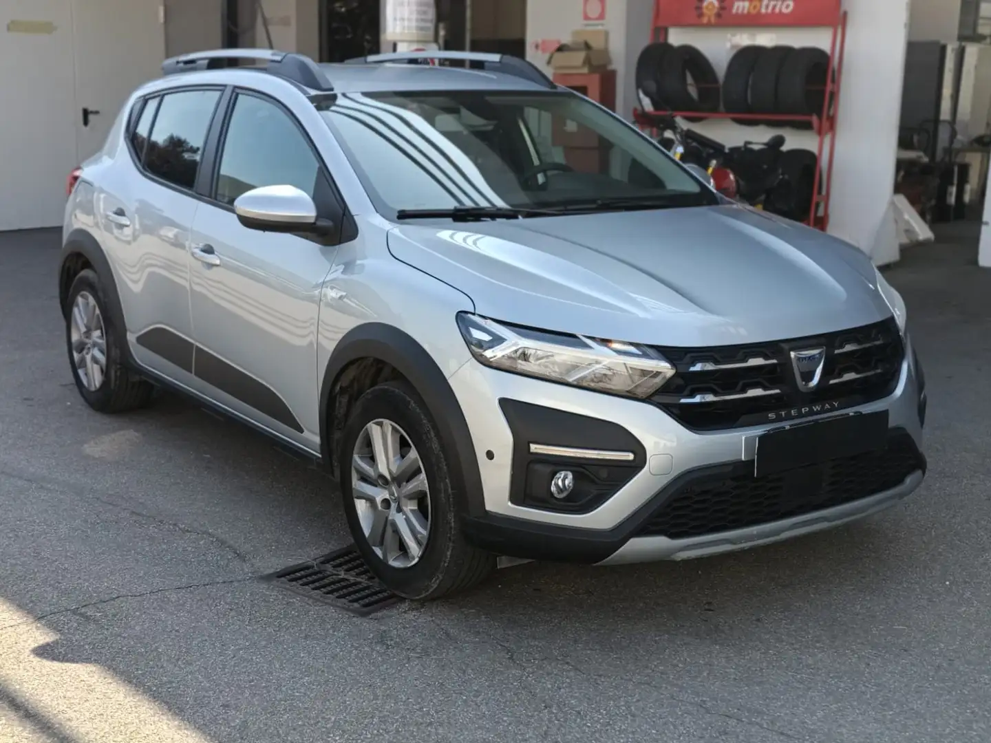 Dacia Sandero Sandero Stepway 1.0 tce Comfort Eco-g 100cv Grigio - 1