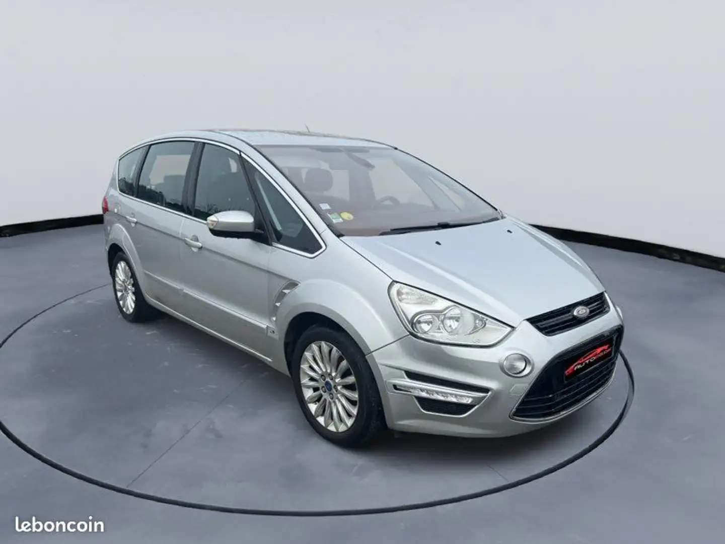 Ford Grand C-Max S-MAX 7 places 2.0 TDCi 140 CH Titanium - 1