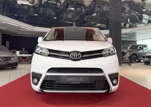 Toyota Proace L1 Shuttle Comfort 8Sitzer Flügeltüren