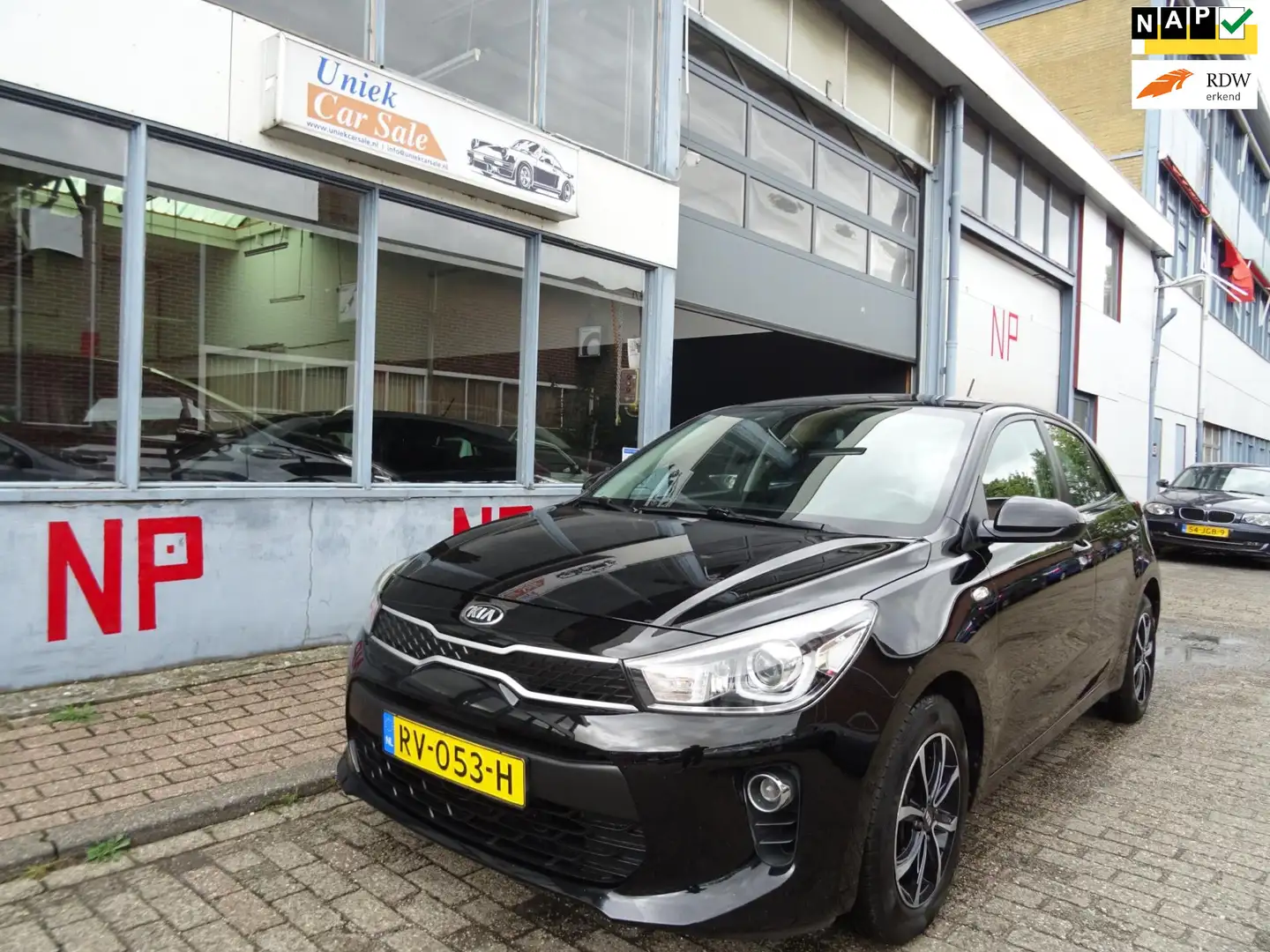 Kia Rio 1.0 TGDI ComfortPlusLine Navigator Zwart - 1