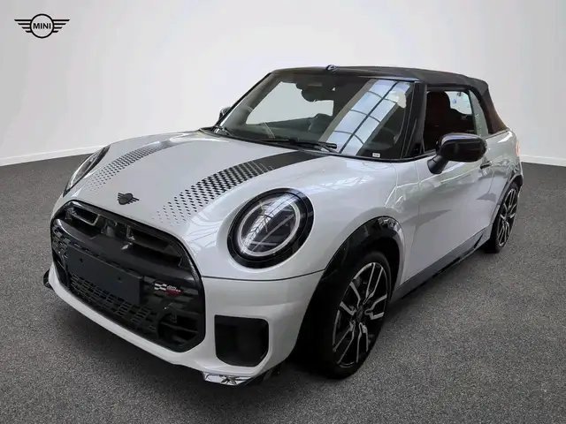 MINI Cooper S Cabrio John Cooper Works Trim