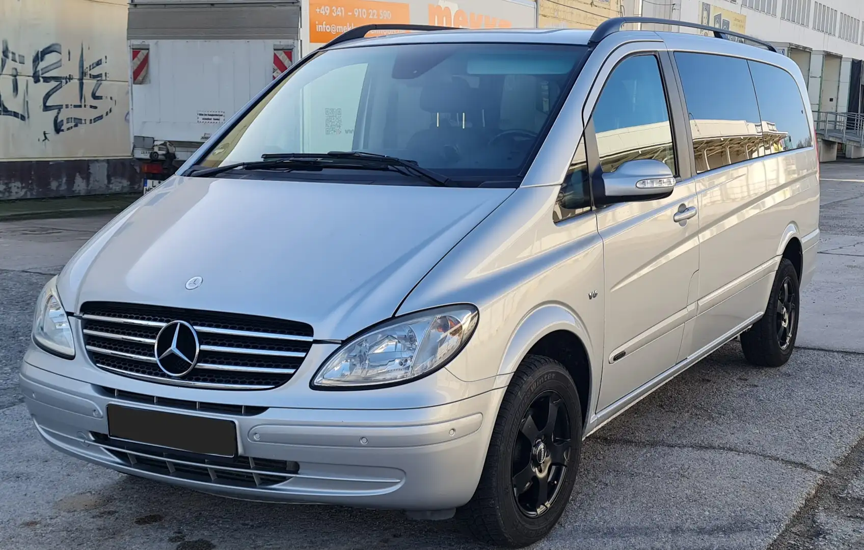 Mercedes-Benz Viano Viano 3.0 CDI V6 lang, 1.Hand,Tüv Neu, Business Silber - 1