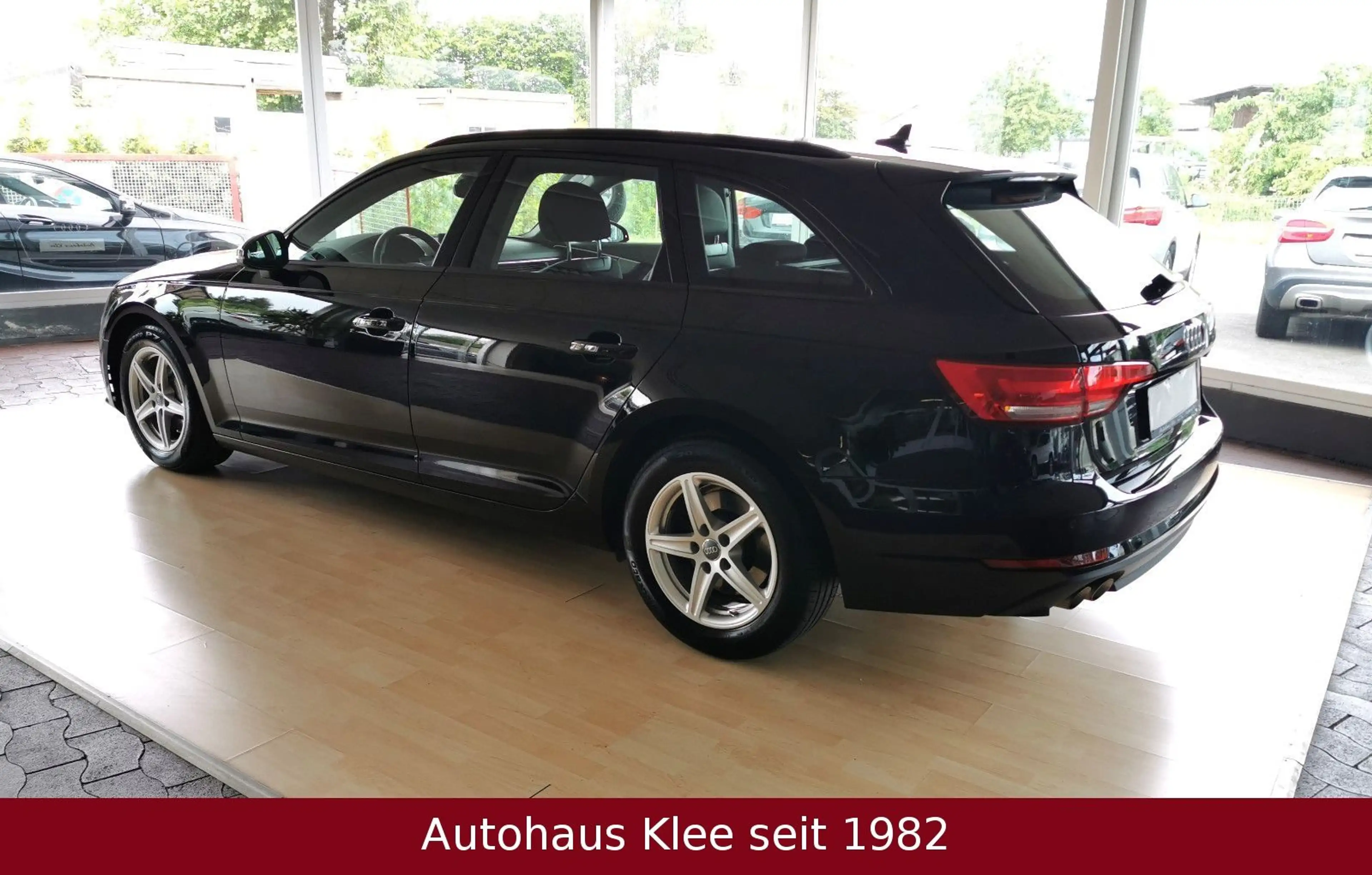 Audi A4 Avant 2.0 TDI sport *Navi*Xenon*Bluetooth* — photo 13