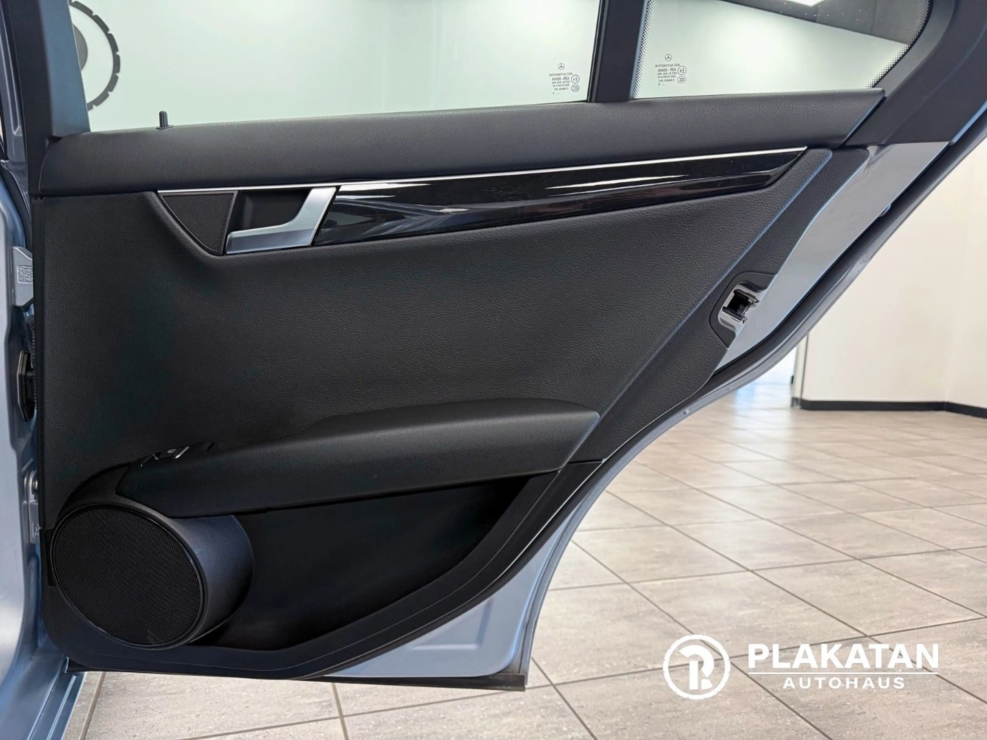 Mercedes-Benz C 350 CDI Navi Tempomat Bi-Xenon MB-Service — photo 15