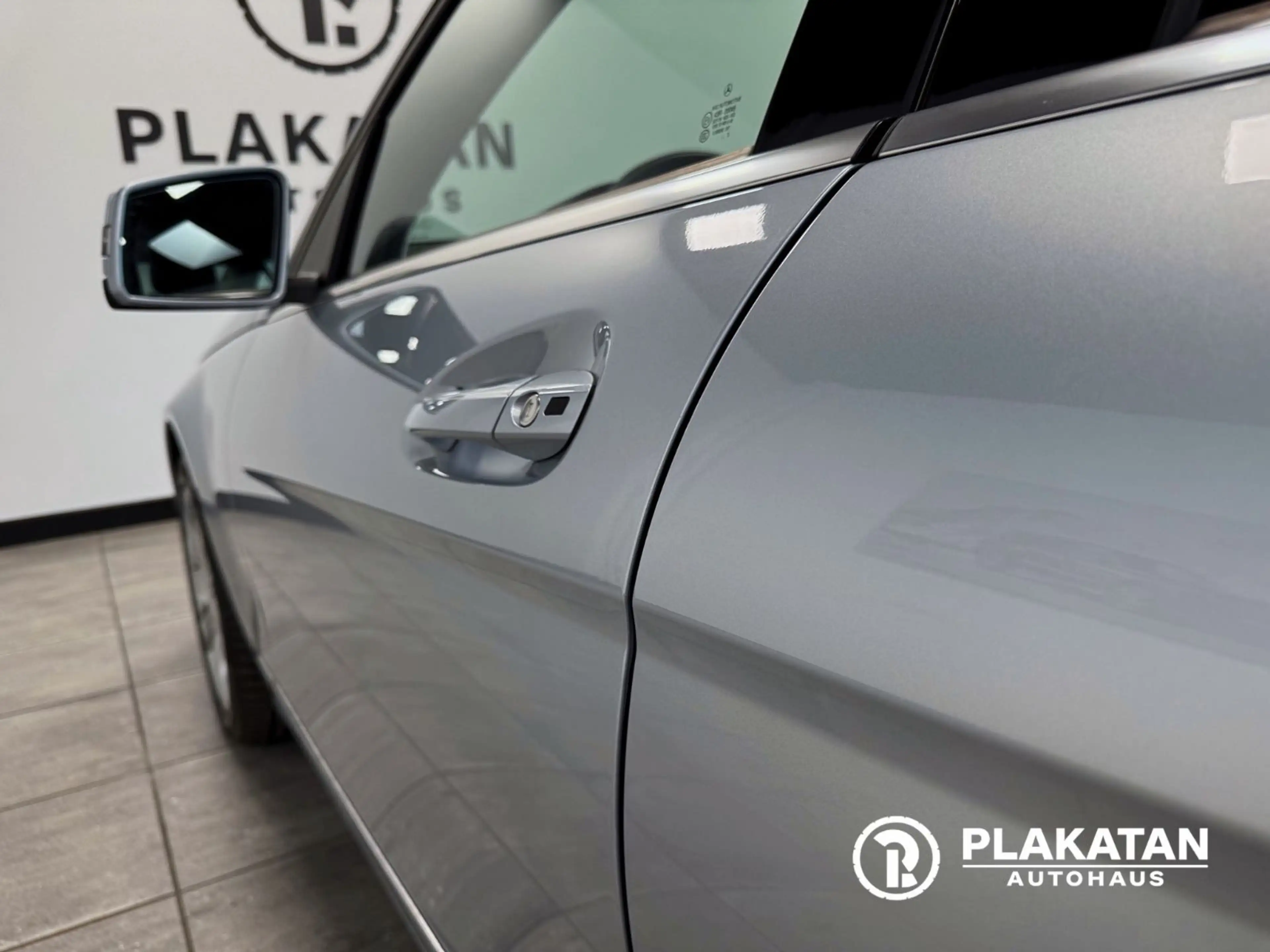 Mercedes-Benz C 350 CDI Navi Tempomat Bi-Xenon MB-Service — photo 12