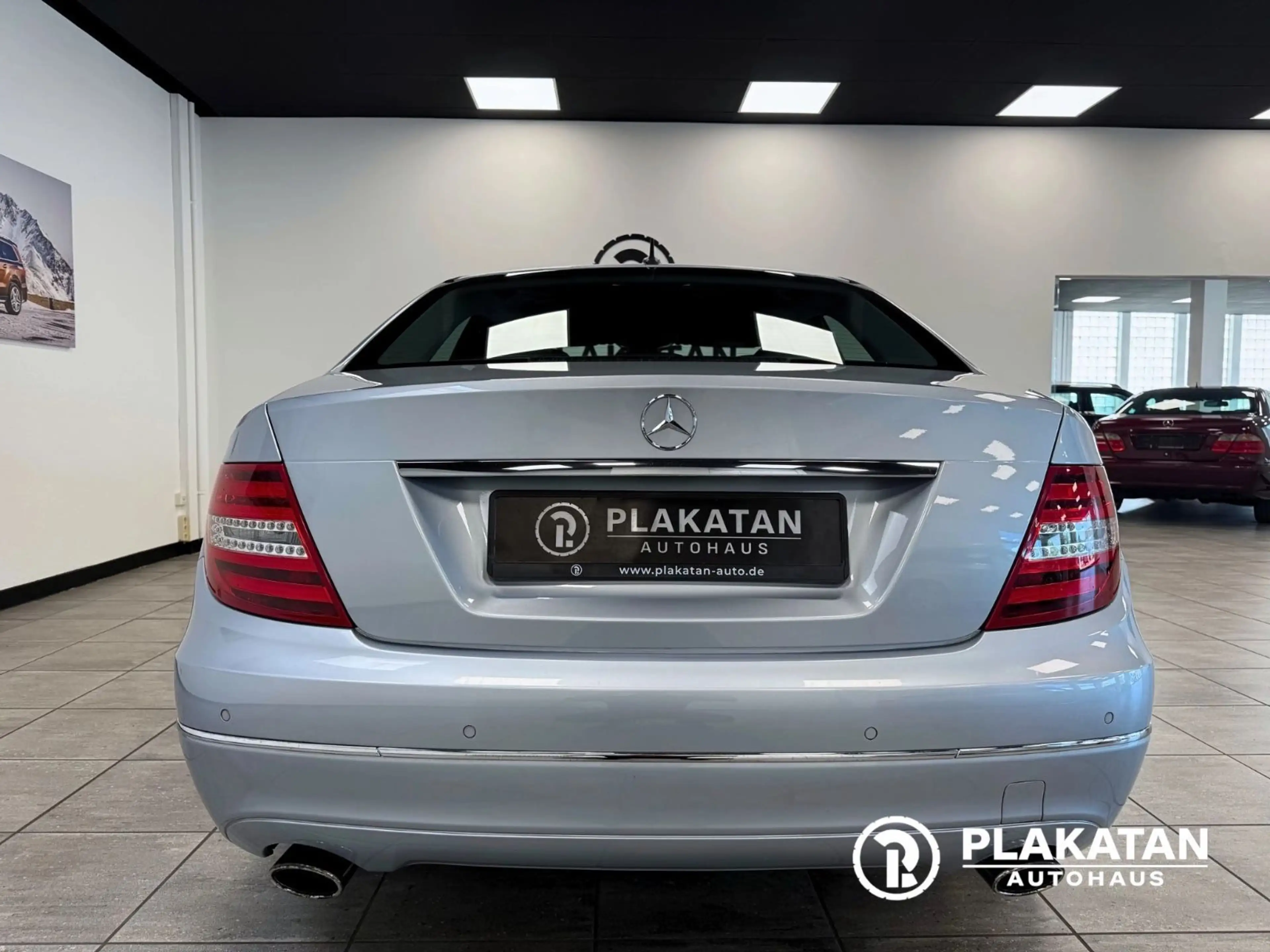 Mercedes-Benz C 350 CDI Navi Tempomat Bi-Xenon MB-Service — photo 6