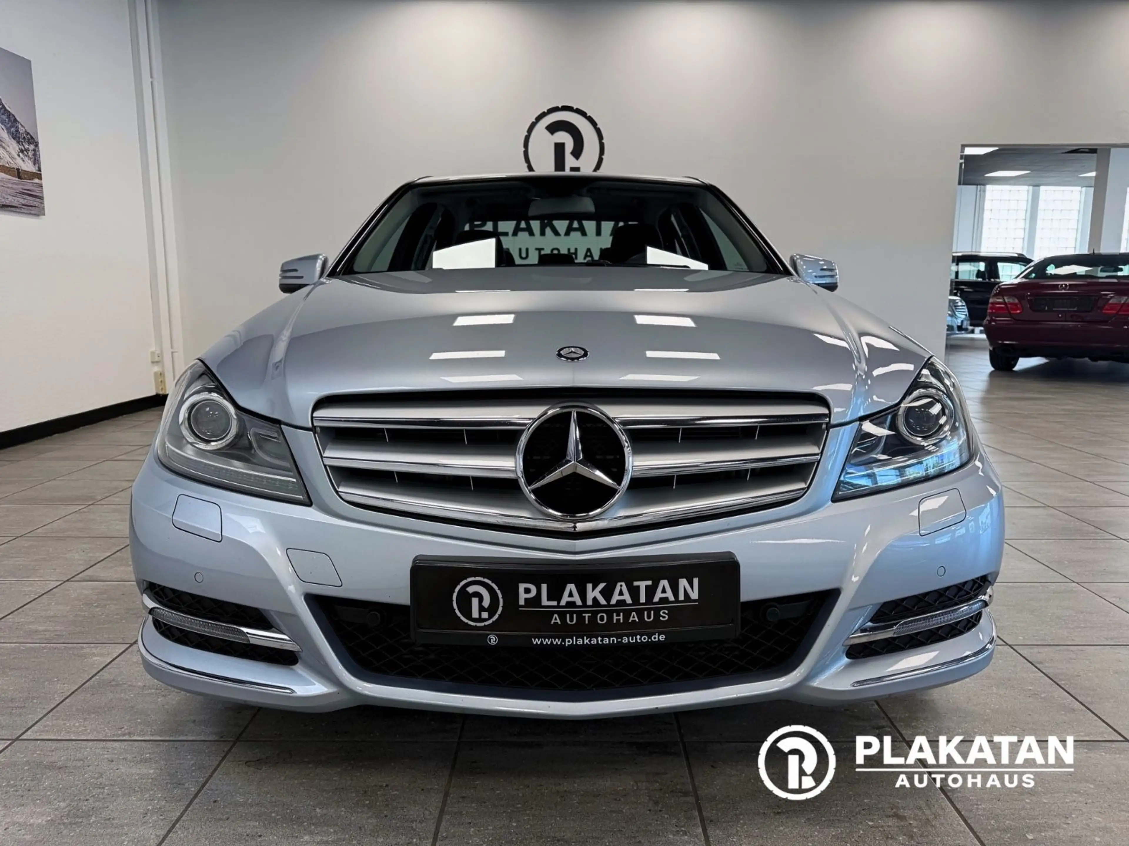 Mercedes-Benz C 350 CDI Navi Tempomat Bi-Xenon MB-Service — photo 2
