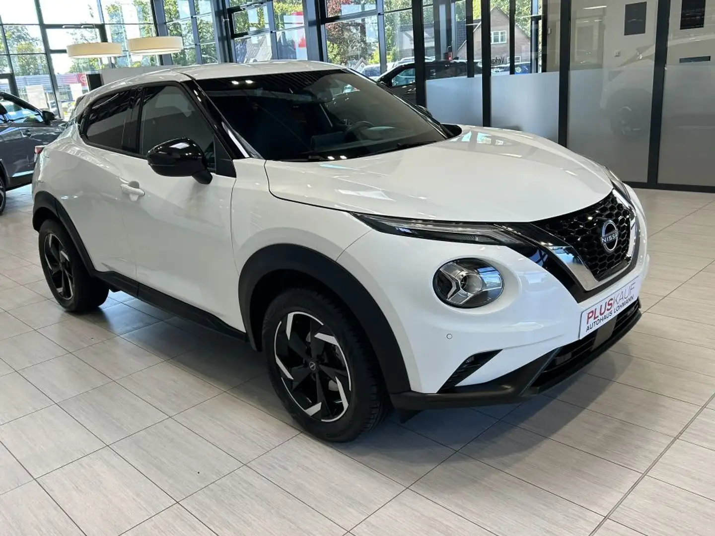 Nissan Juke 1.0 DIG-T DCT N-Connecta Rückfahrkamera - 2