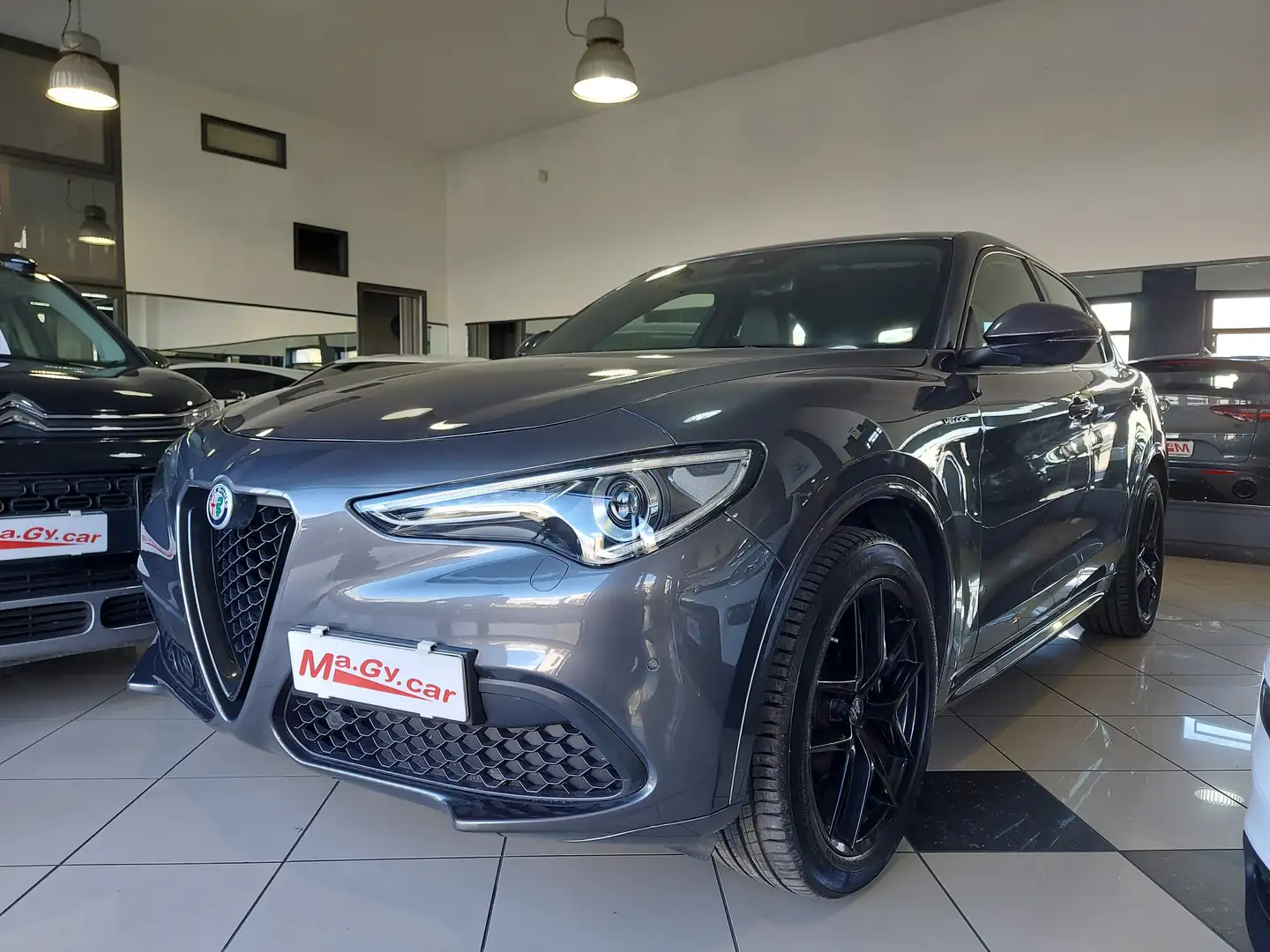 Alfa Romeo Stelvio 2.2 Td 210 cv AT8 Q4 Veloce Gris - 1