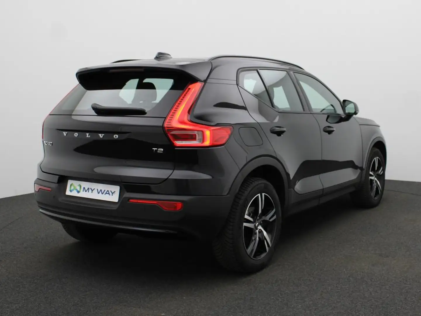 Volvo XC40 1.5 T2 Plus Limited Edition Geartronic Nero - 2
