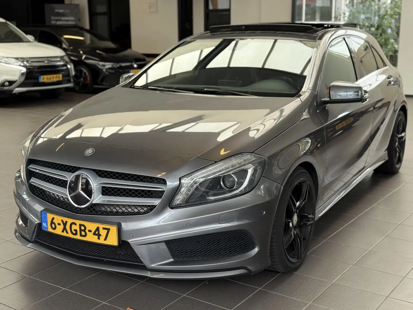 Mercedes-Benz A 180 Ambition Comfort EXPORT! Grijs - 1