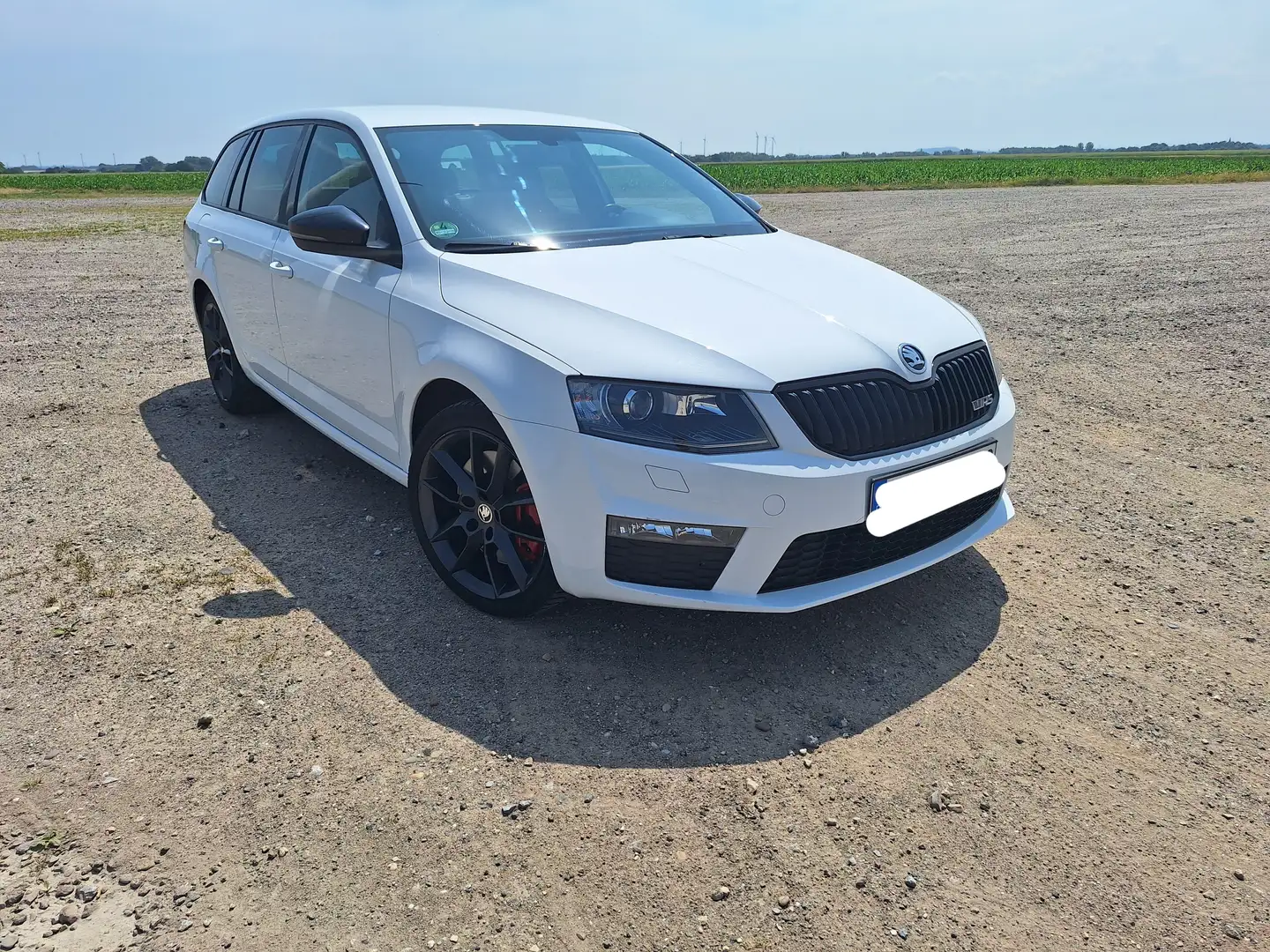 Skoda Octavia Octavia Combi 2.0 TDI DSG RS Weiß - 2