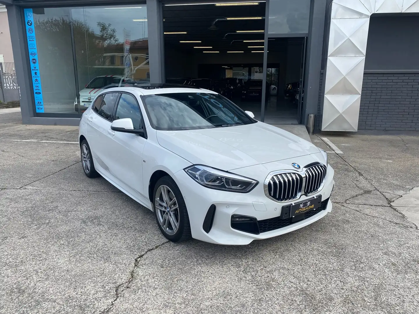 BMW 118 118i M-sport 136cv auto *TETTO APRIBILE* Blanc - 1