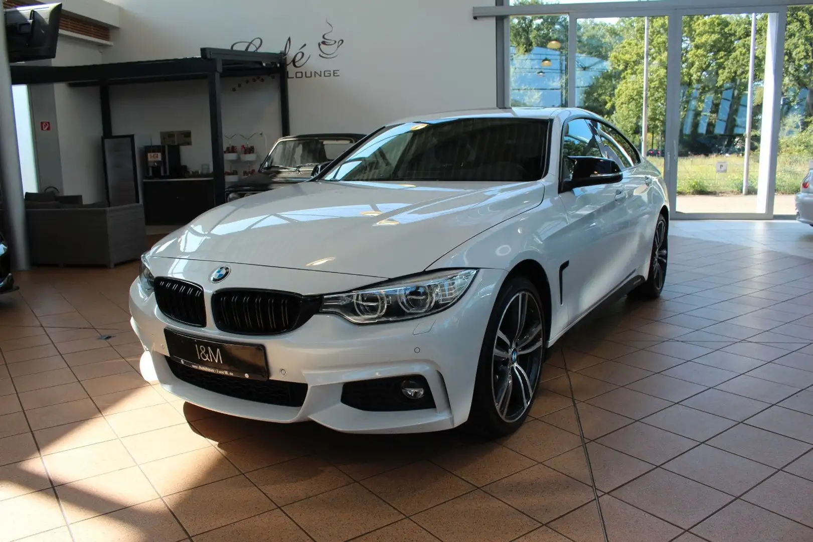BMW 435 Baureihe 4 Gran Coupe 435 d xDrive Advantage Weiß - 2